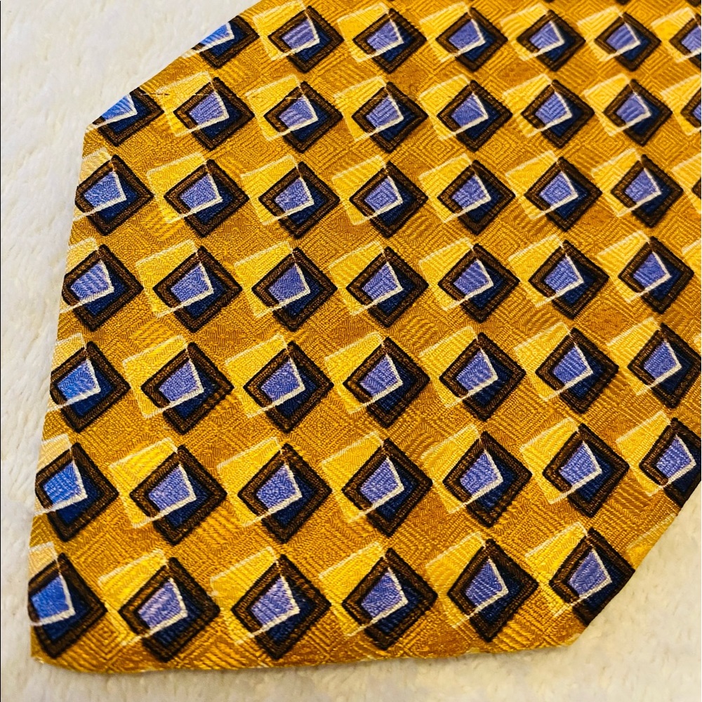 Brand New Trendy Tie By JZ RICHARDS